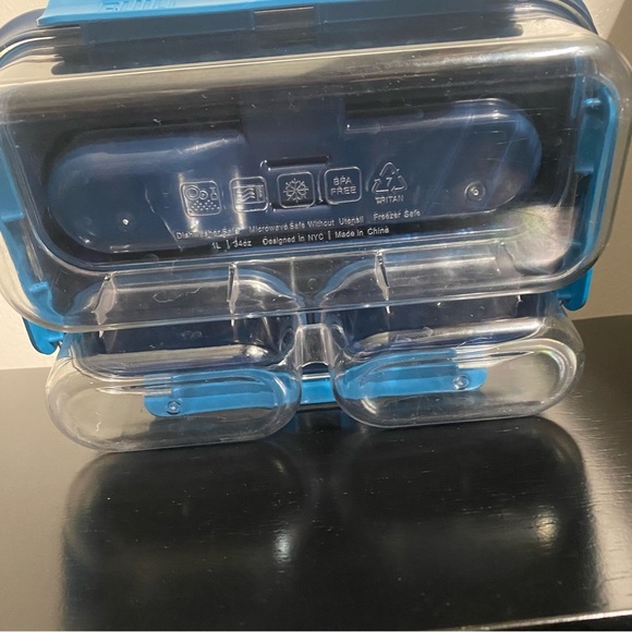 Built Weight Watchers 3 Compartment Lunch Container Snap On Top With Silverware - Picture 12 of 12